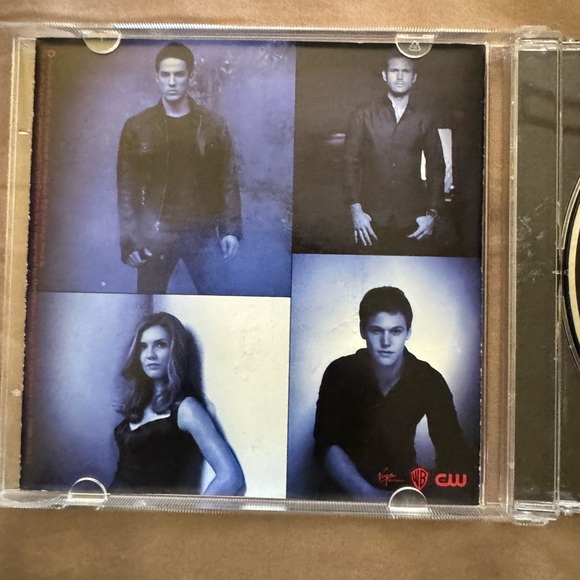 The vampire, diaries, official soundtrack, rare, mint condition - Picture 3 of 6